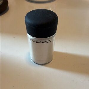 MAC Cosmetics Silver Pigment